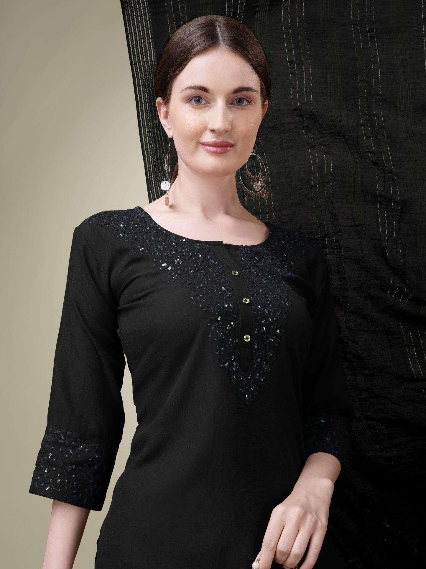 Graceful Glamour Embroidery Kurti with Pant and Dupatta Set