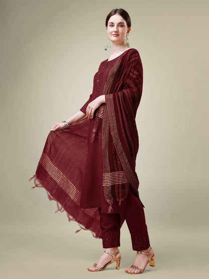 Graceful Glamour Embroidery Kurti with Pant and Dupatta Set