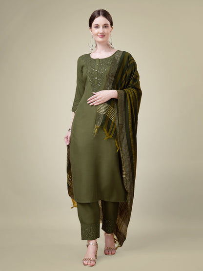 Graceful Glamour Embroidery Kurti with Pant and Dupatta Set