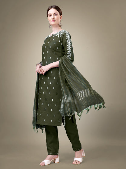 Majestic Moments Embroidery Kurti with Pant and Dupatta Set