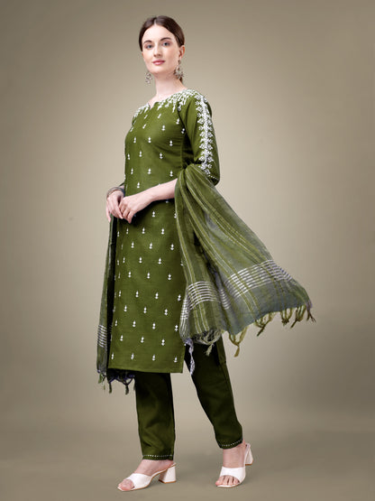 Majestic Moments Embroidery Kurti with Pant and Dupatta Set