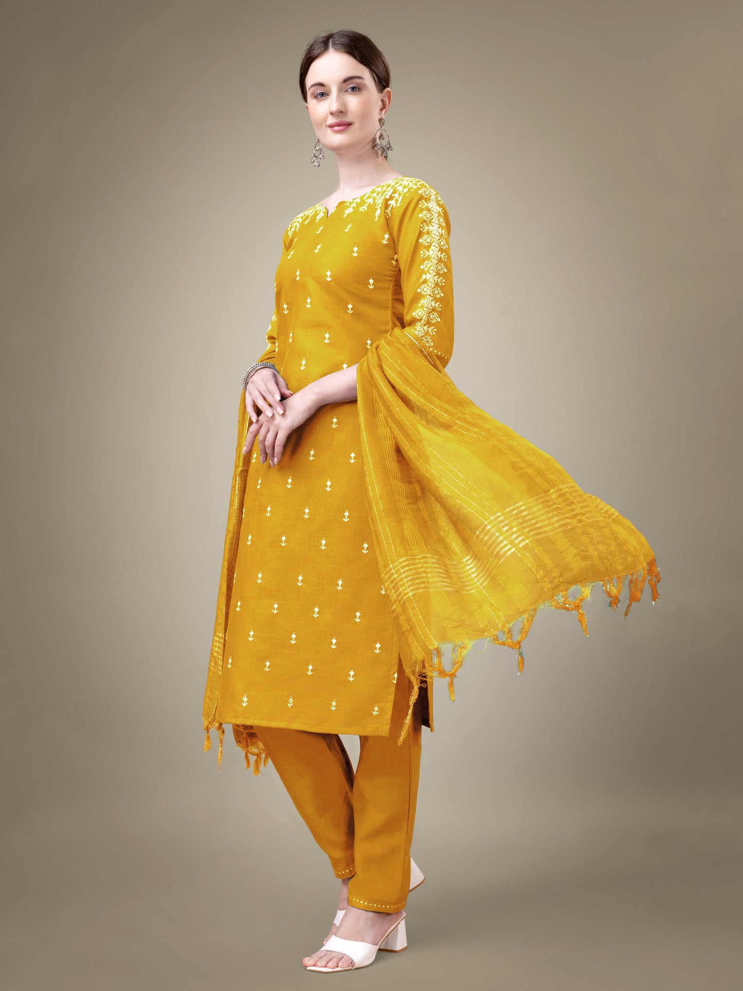 Majestic Moments Embroidery Kurti with Pant and Dupatta Set