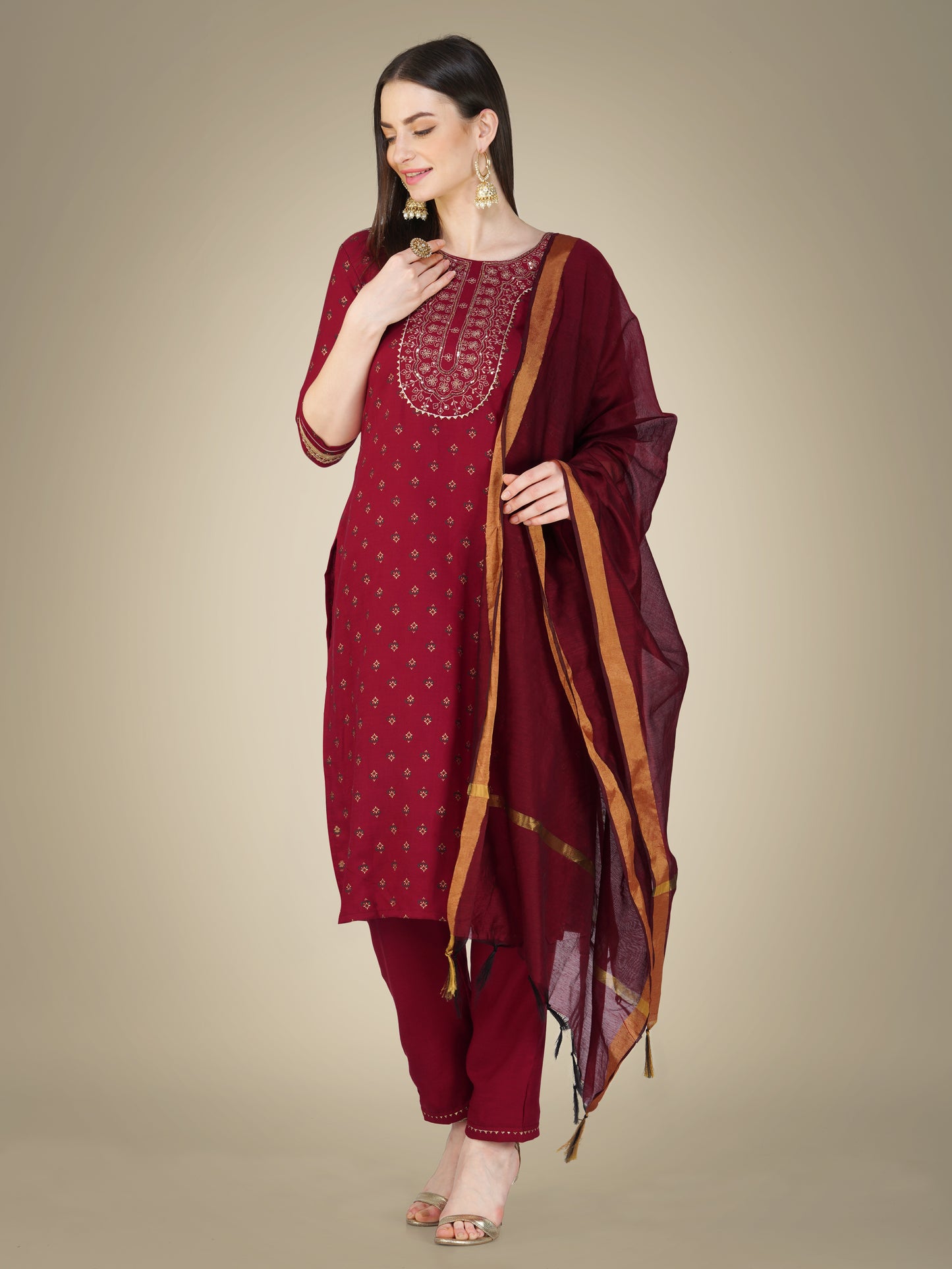 Elegant Heritage Embroidery Kurti with Pant and Dupatta Set