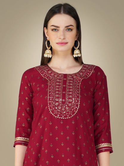 Elegant Heritage Embroidery Kurti with Pant and Dupatta Set