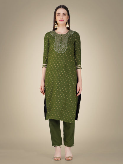 Elegant Heritage Embroidery Kurti with Pant and Dupatta Set