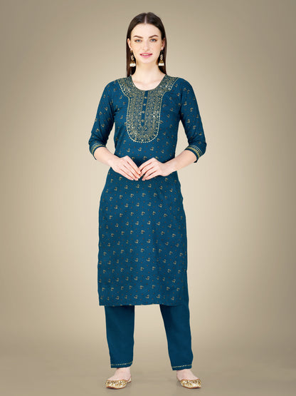 Elegant Heritage Embroidery Kurti with Pant and Dupatta Set