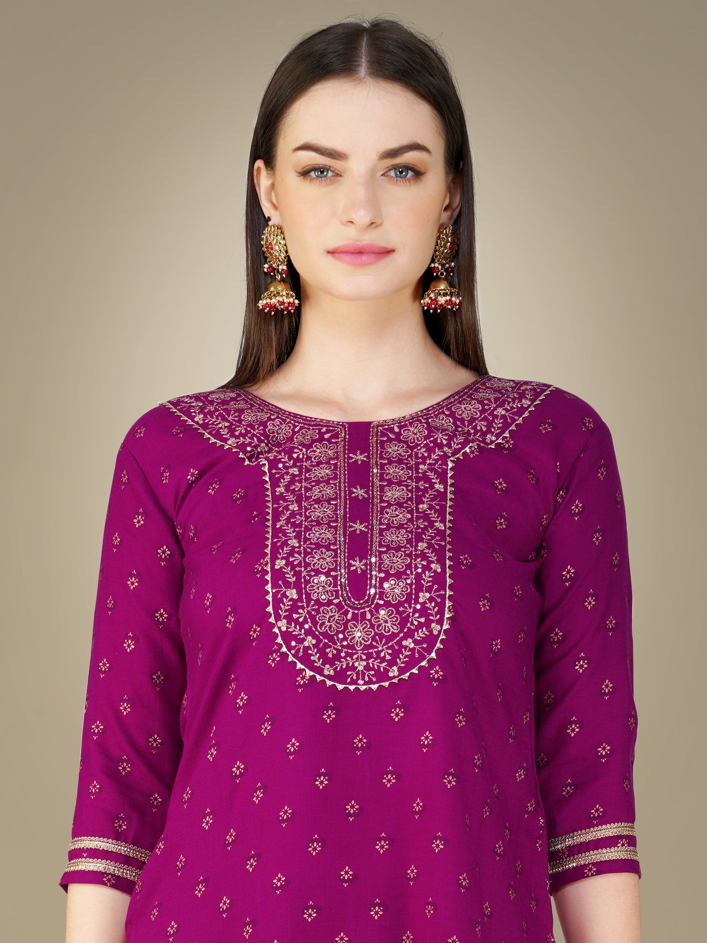 Elegant Heritage Embroidery Kurti with Pant and Dupatta Set