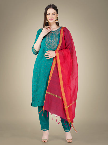 Elegant Heritage Embroidery Kurti with Pant and Dupatta Set