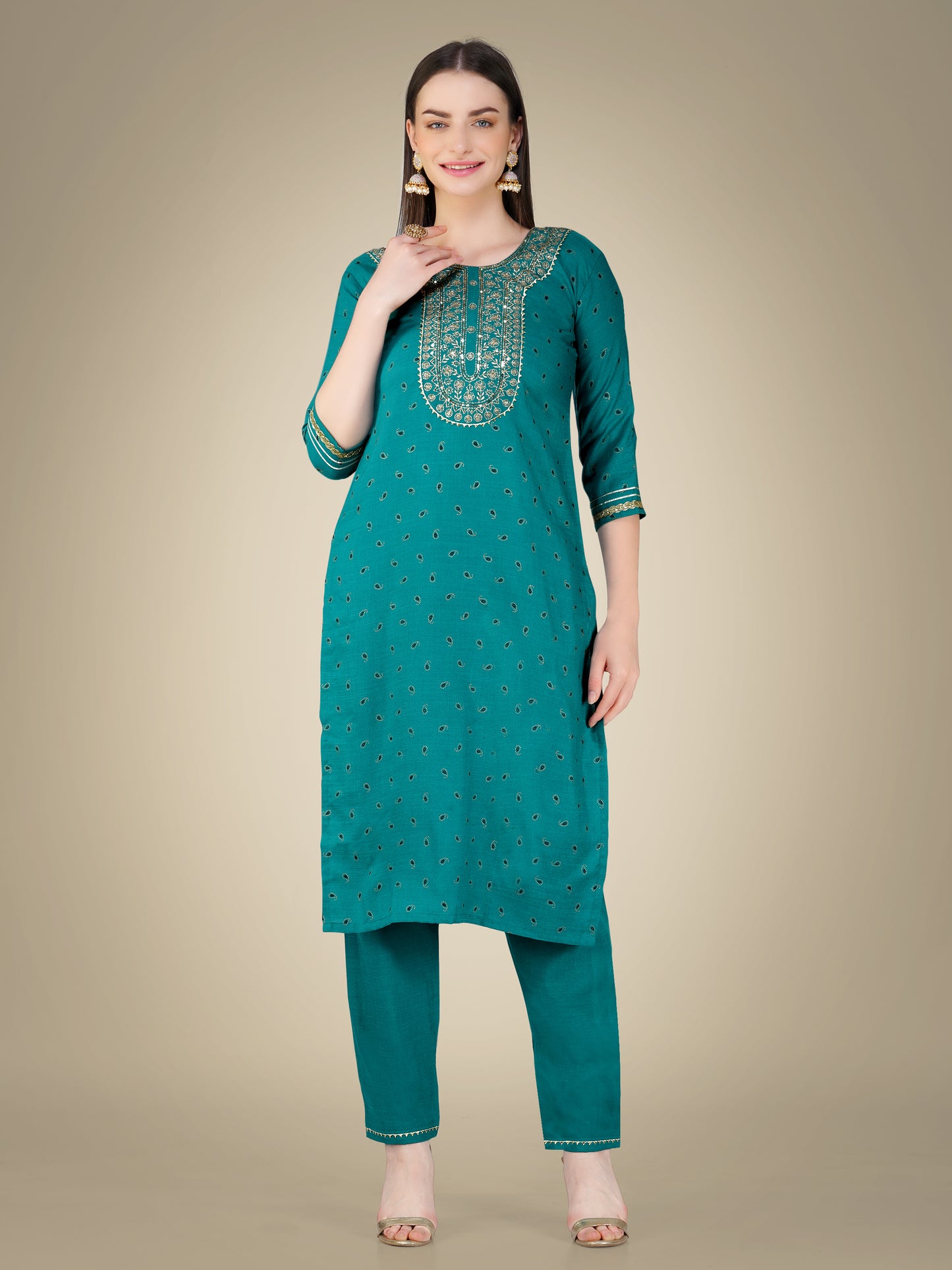 Elegant Heritage Embroidery Kurti with Pant and Dupatta Set