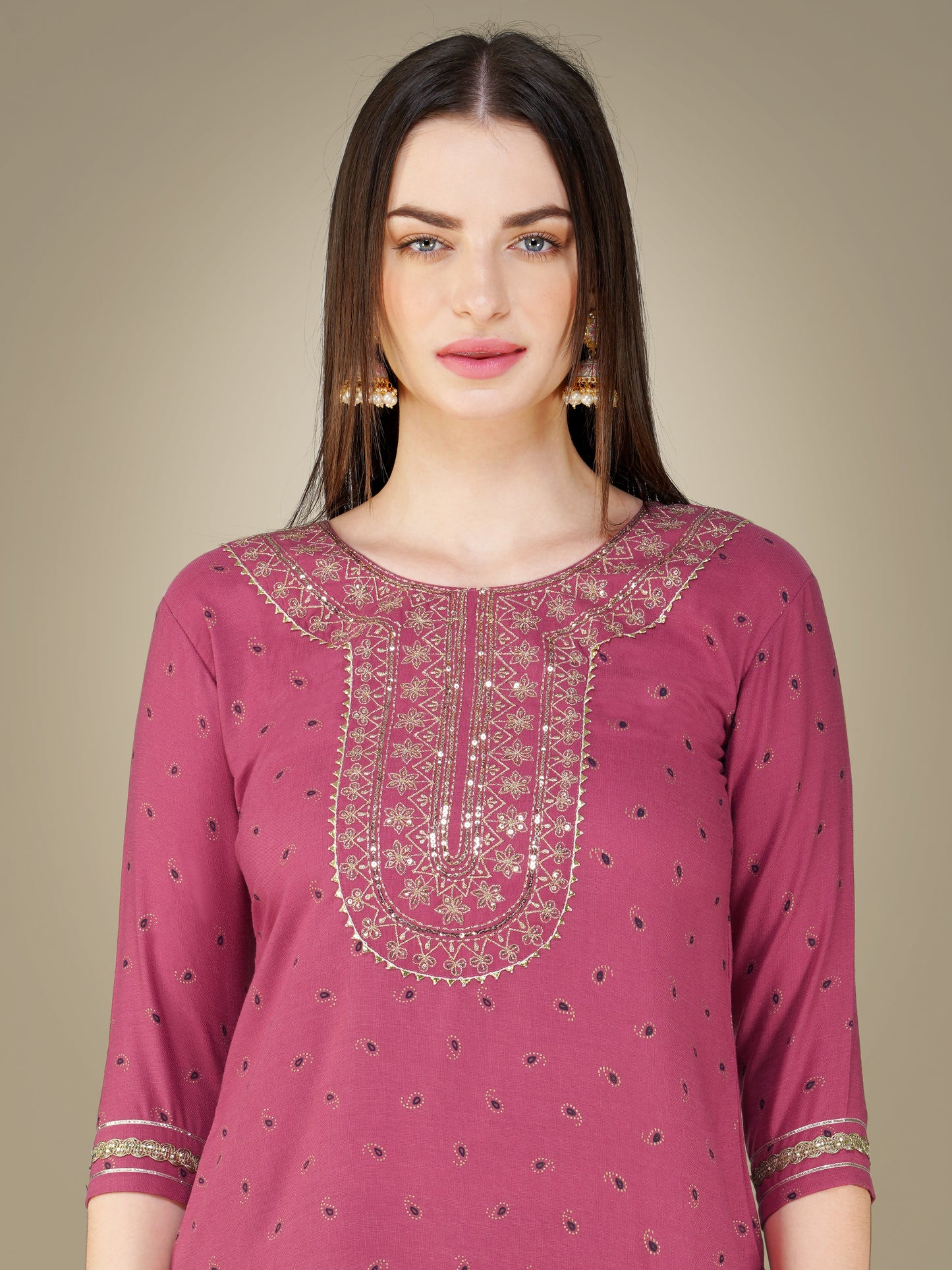 Elegant Heritage Embroidery Kurti with Pant and Dupatta Set