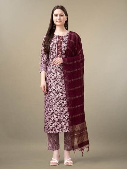 Divine Sophistication Women's Viscos Tebby Silk Heavy Embroidery Kurti with Pant and Dupatta Set