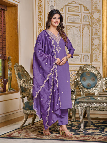 Lavander Luxe Embroidered kurti with pant and dupatta set