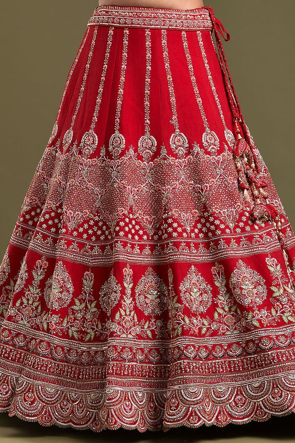 Ruby Radiance: Embroidered Malae Satin Lehenga Choli Ensemble