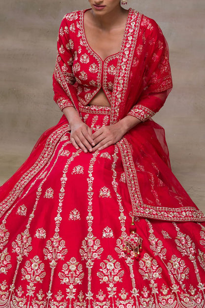 Ruby Radiance: Embroidered Malae Satin Lehenga Choli Ensemble